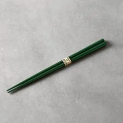 Japansk Spisepinde Sæt 23cm Nålegrøn Lak